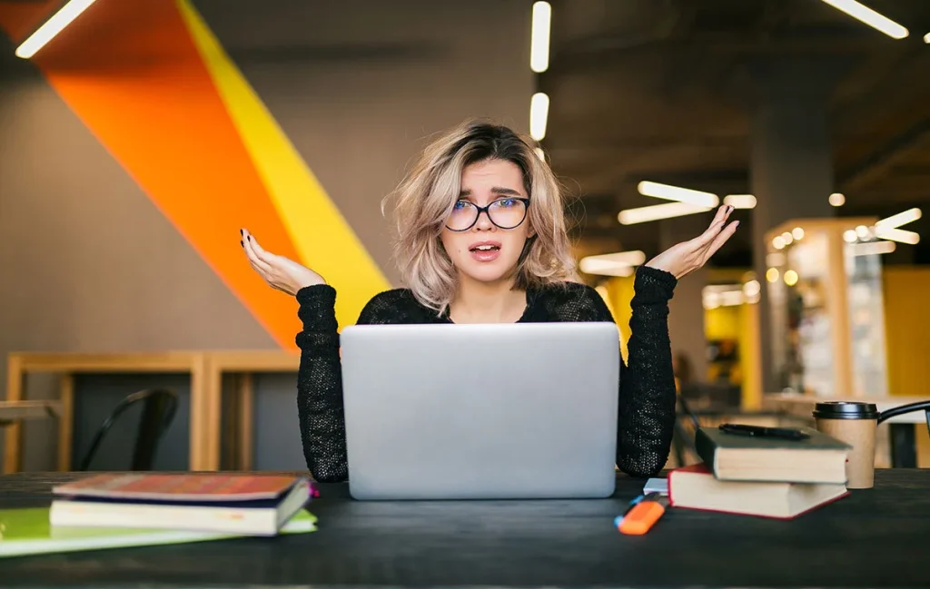 Understanding why startups fail: The 7 fatal mistakes that sink 90% of new ventures within 5 years.