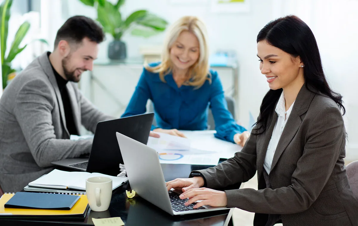 Outsource executive assistant services for remote team collaboration and productivity improvement