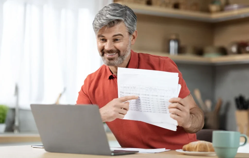 Small business founder outsourcing financial admin tasks to a remote bookkeeper
